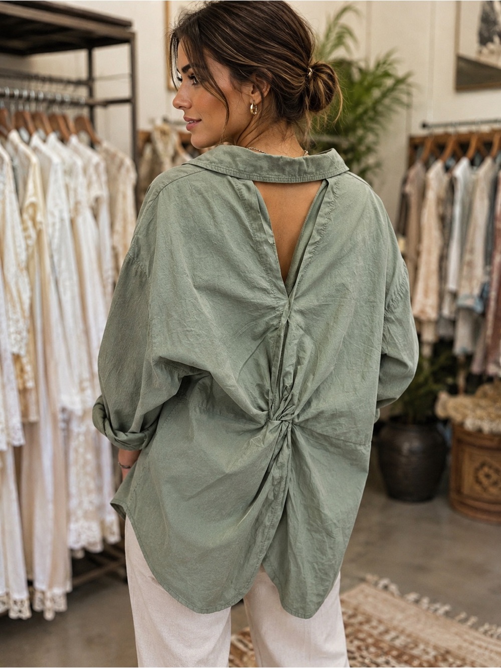 C48. From Italy 🇮🇹 Women's Twist Back Shirt Top